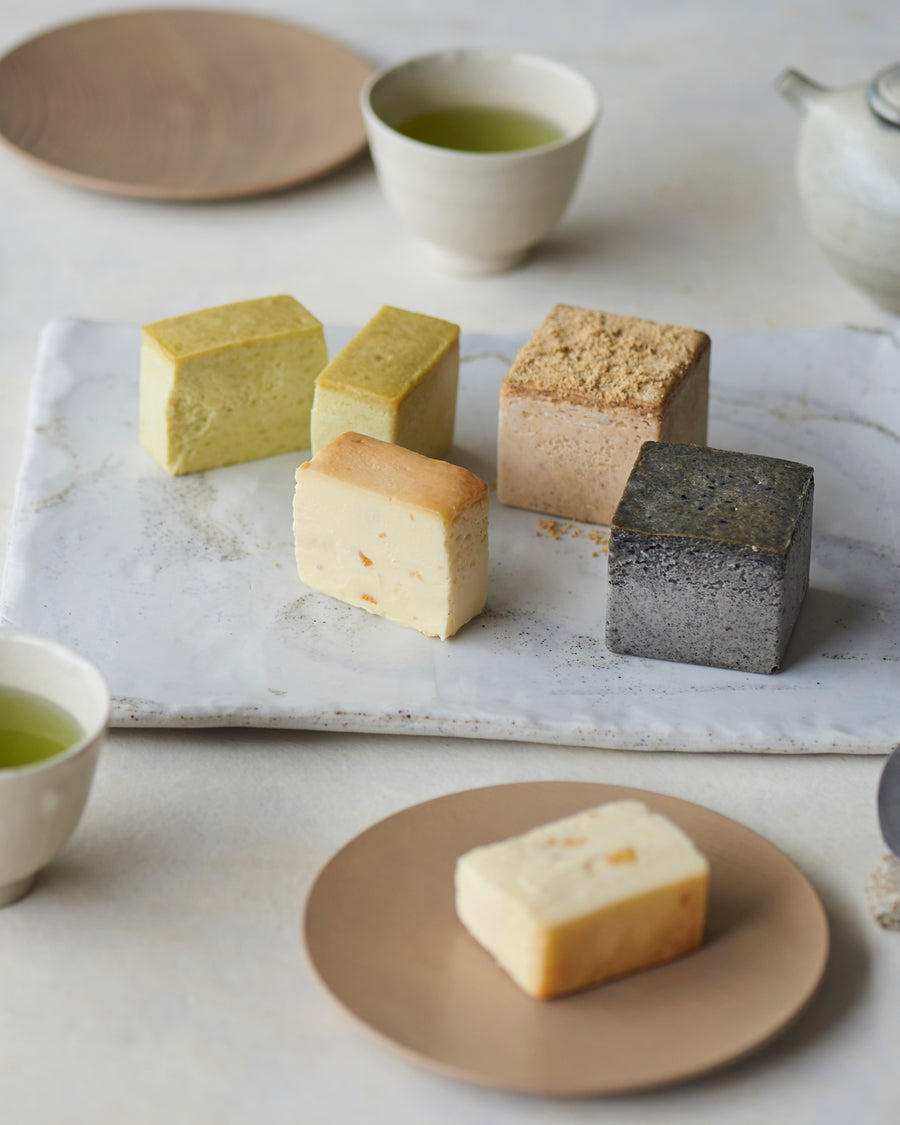 Mr. CHEESECAKE assorted 4-Cube Nagomi