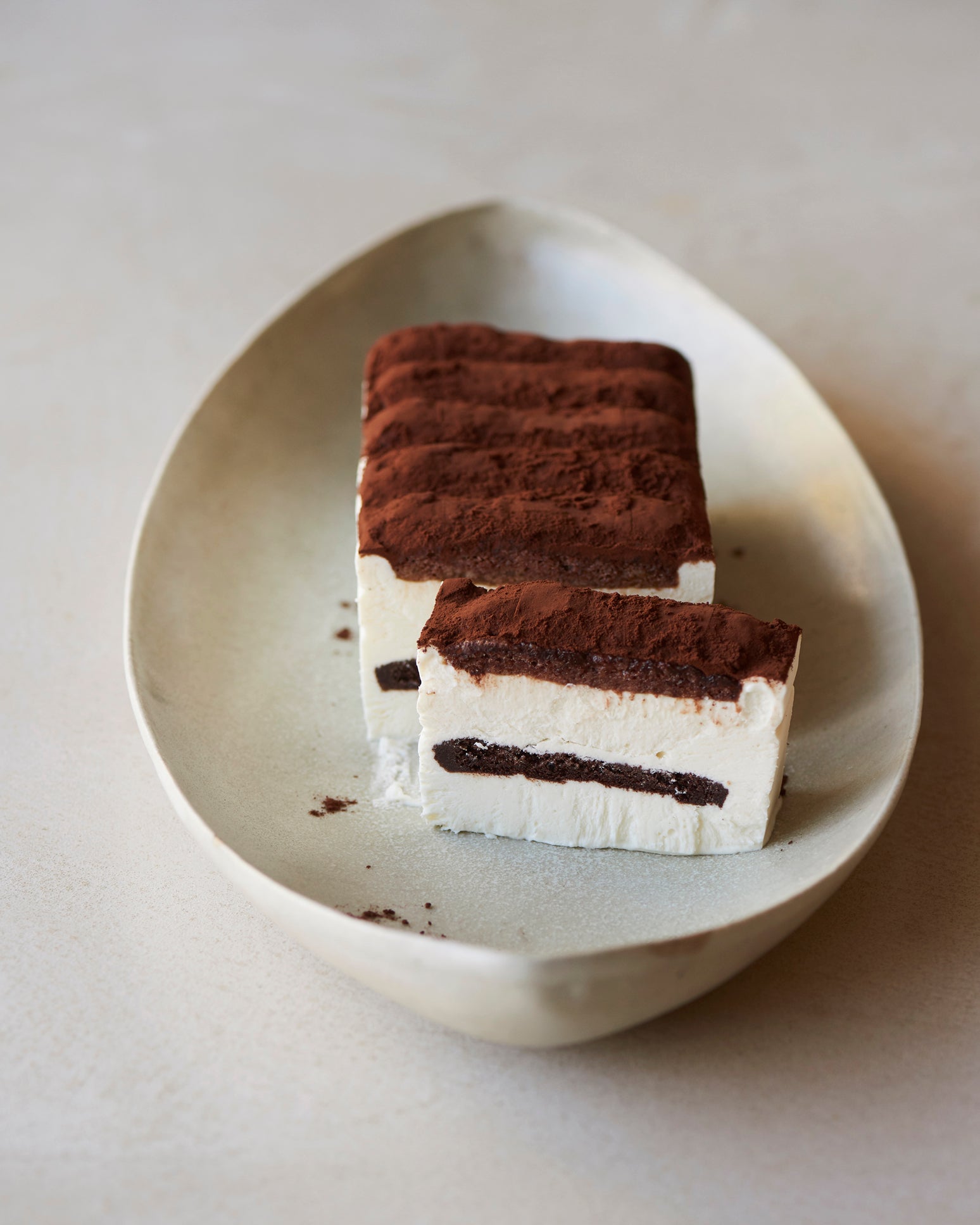 DACQ CHEESE CREAM SANDWICH Classic & RICH TIRAMISU Original / Bag