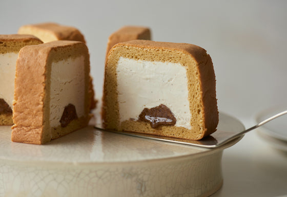 square roll cake