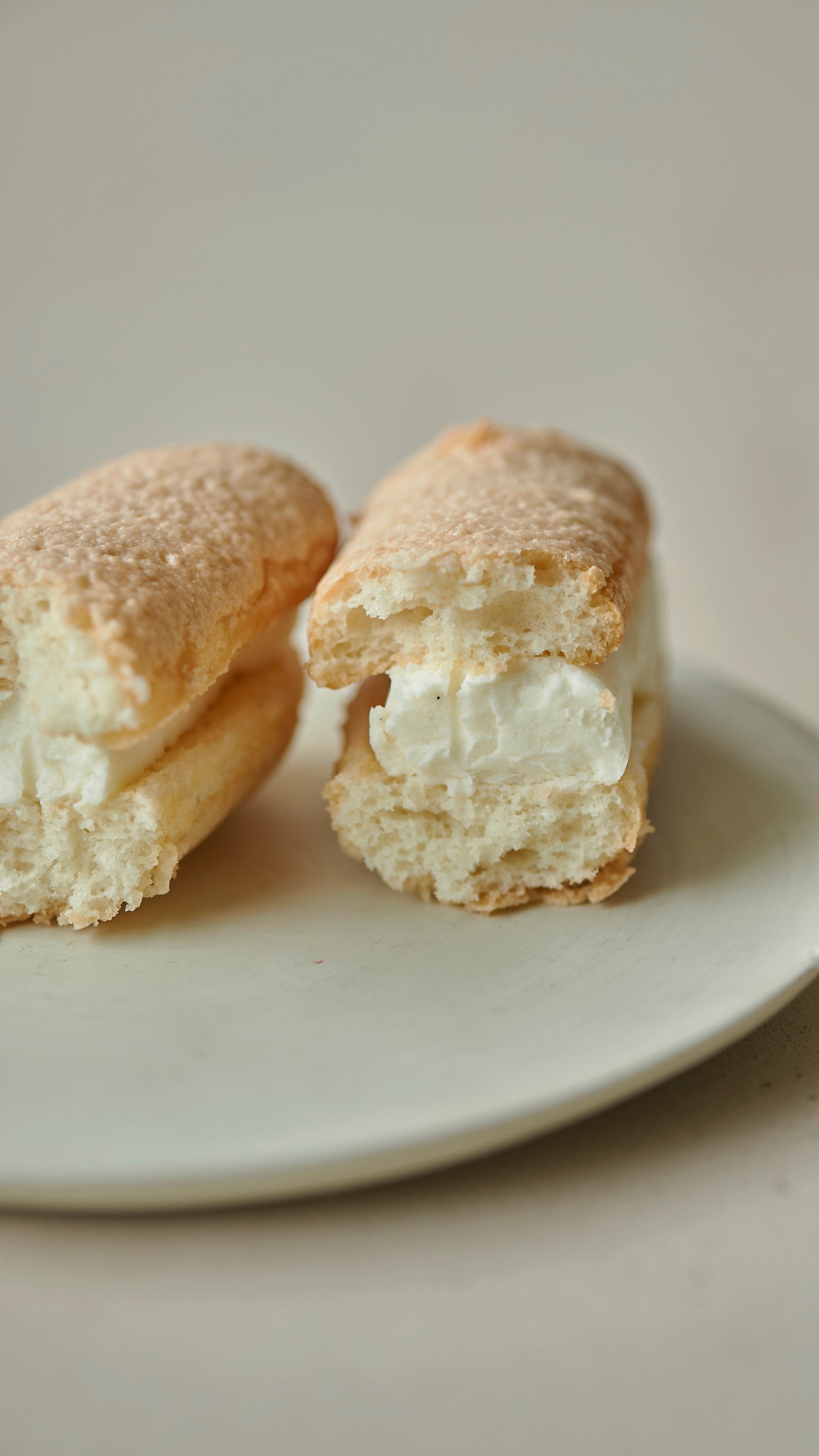 DACQ CHEESE CREAM SANDWICH Classic & RICH TIRAMISU Original / Bag
