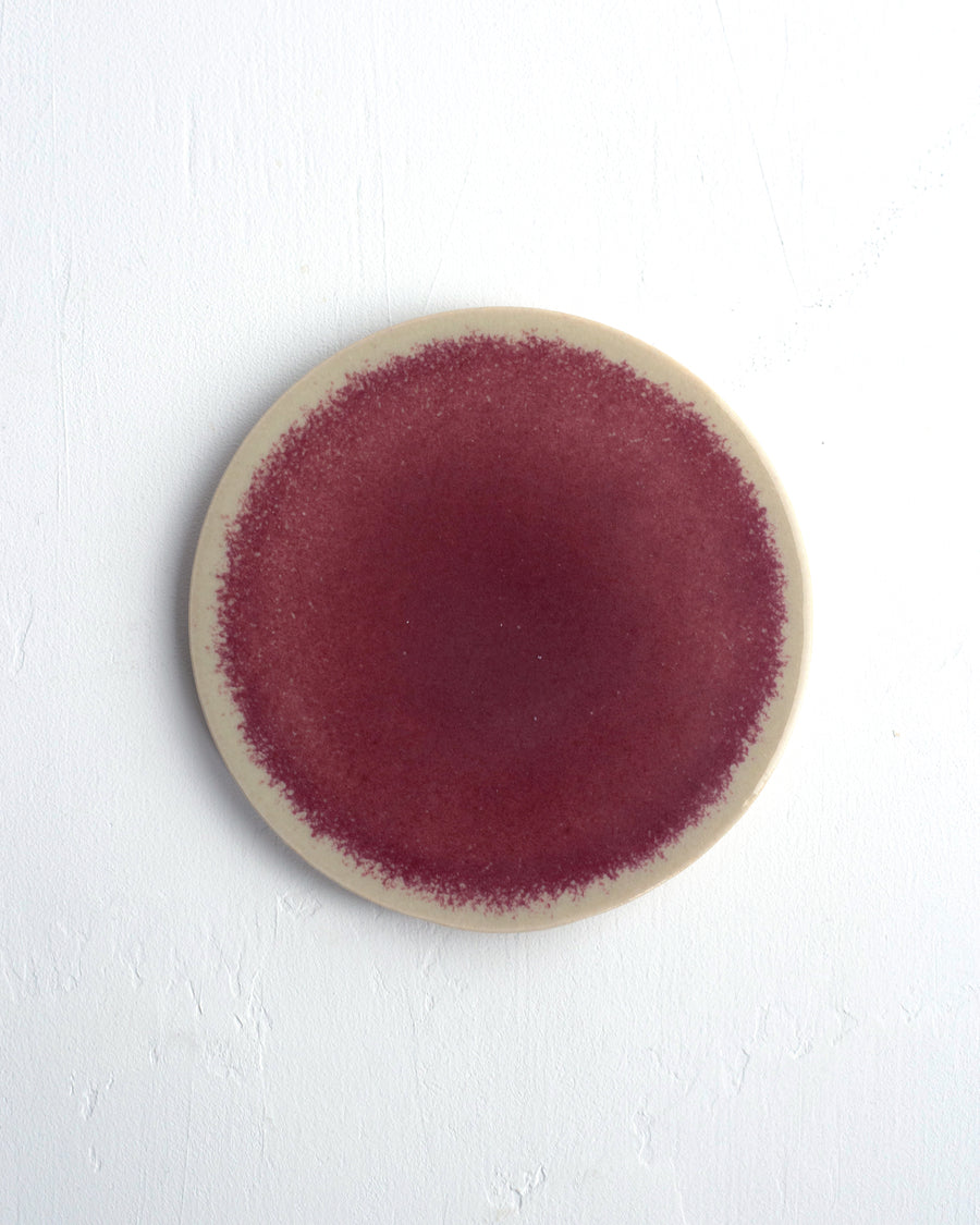 Original plate for pistachio raspberry